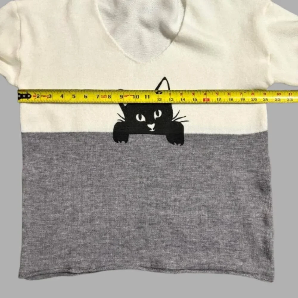 Super Cute Gray/Off White Black Cat Sweater V Neck Dolman Long Sleeves SZ XL - Picture 6 of 8